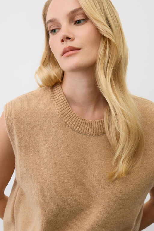 ЕВ 30263/ш/бежевый жилет жен