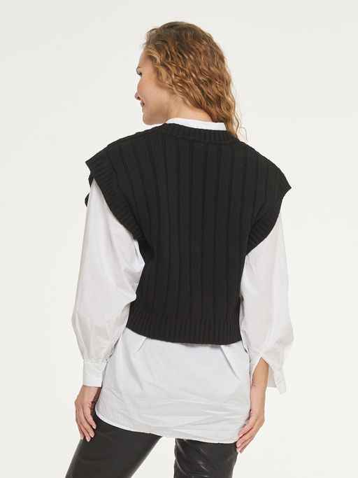 Жилет женский 5222-1701. 9500 черный