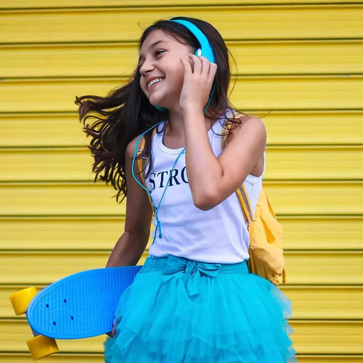 Детский спрей для облегчения расчесывания волос с ароматом манго, 150 мл - Avon фото 2