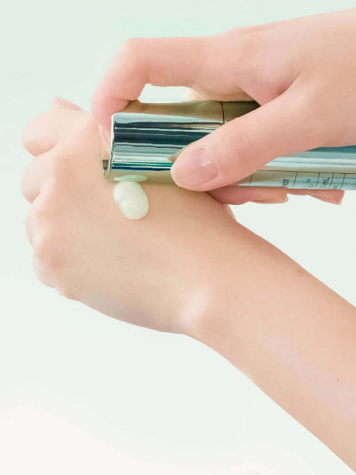 VT Cosmetics Антивозрастная бустер-сыворотка для лица с микроиглами и ретинолом / Reti-A Reedle Shot 300, 50 мл