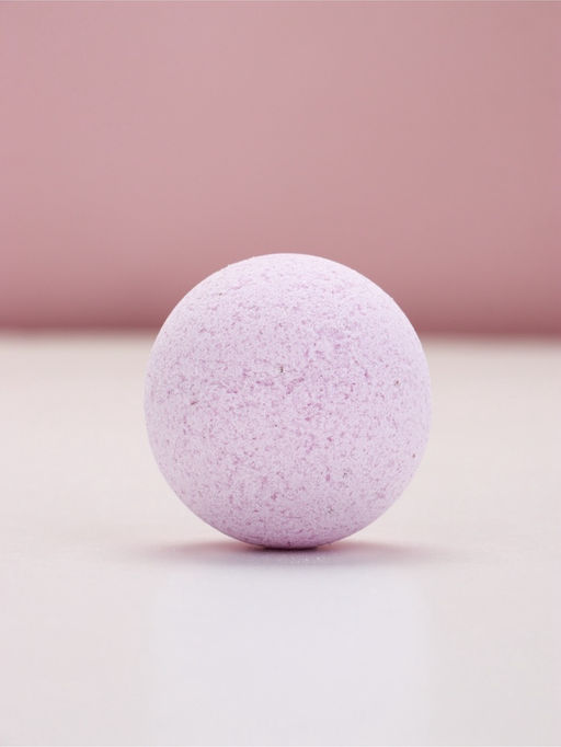 Бомбочка для ванны Самой нежной, 120 г, аромат лаванды, ЧИСТОЕ СЧАСТЬЕ