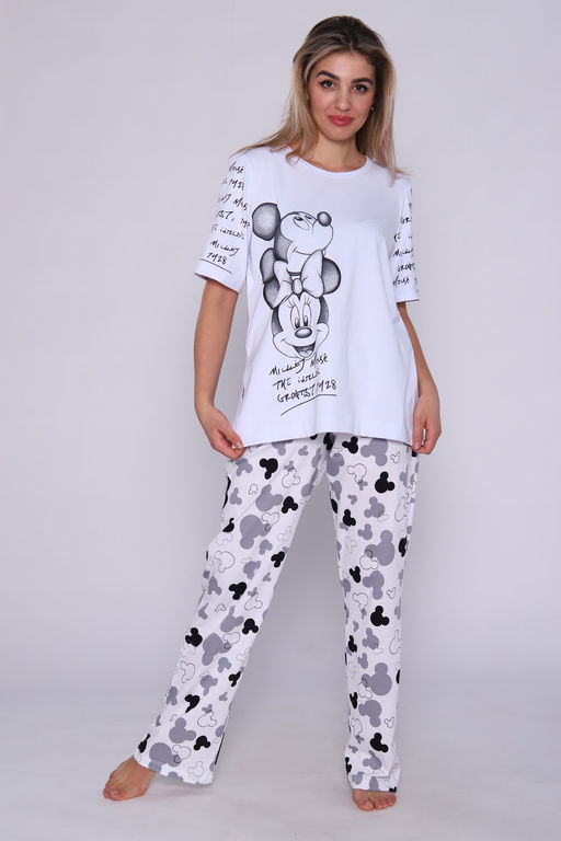 Костюм женский с брюками и футболкой 376