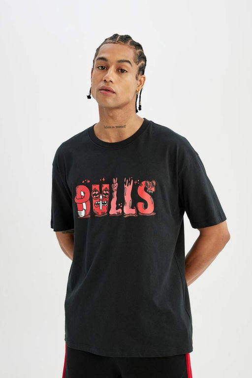 DeFactoFit Футболка свободного кроя с круглым вырезом и короткими рукавами NBA Chicago Bulls фото 7