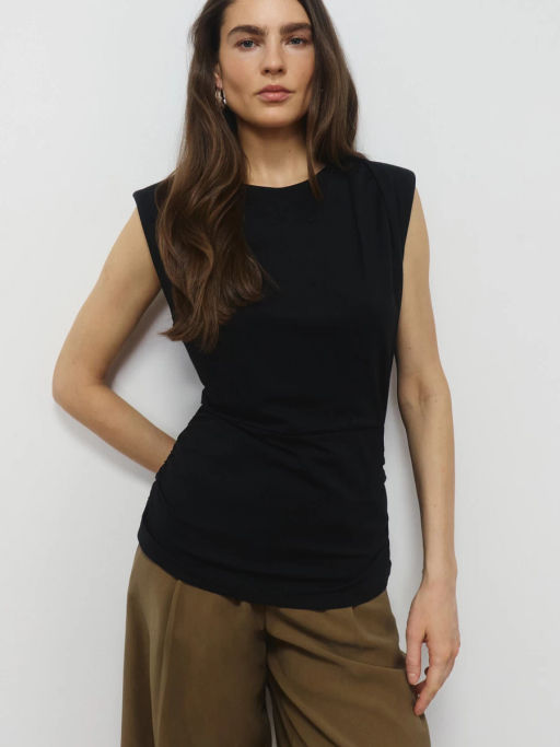 Футболка из вискозы с драпировкой / Zarina