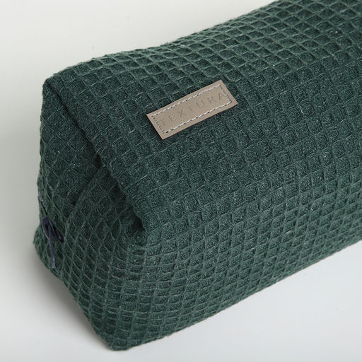 Косметичка женская на молнии TEXTURA, объёмная, большая, мягкая, вафельная текстура, зелёная  фото 8