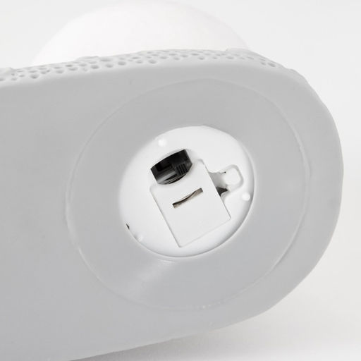 Фигурка светящаяся RISALUX «Крутой космонавт», LED-ночник, 2 Вт, RGB, от батареек 3×LR44, бело-золотой, 11×6×11 см