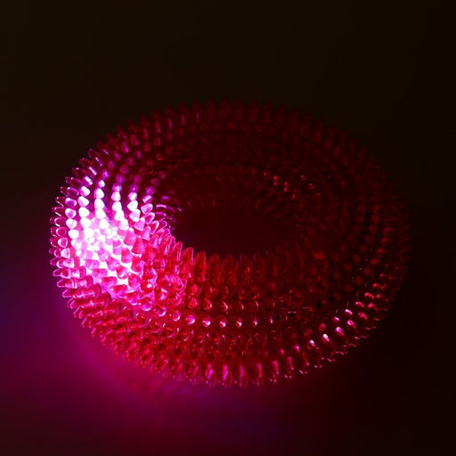 Игрушка светящаяся для собак Жевательное кольцо, TPR, 12 см, розовая - Пижон фото 4