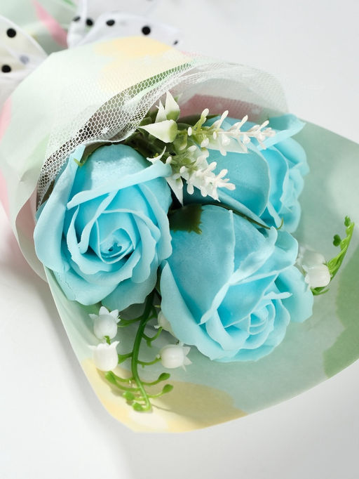 Букет из мыльных лепестков для ванны Розы в подарочной коробке, голубой, 7.5?13.8?20.5 см - Simaland фото 4