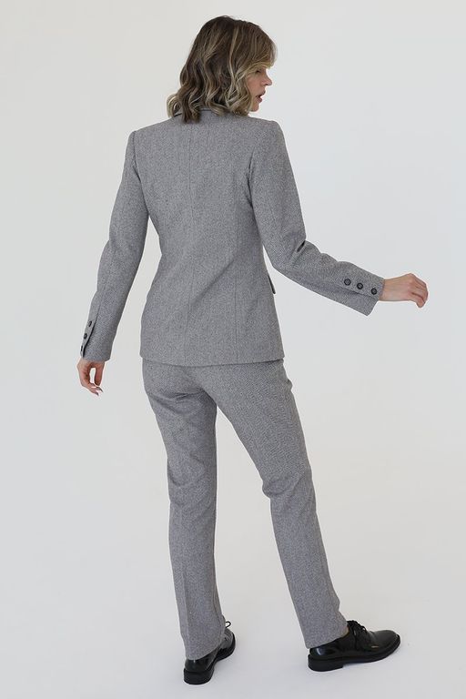 Жакет двубортный