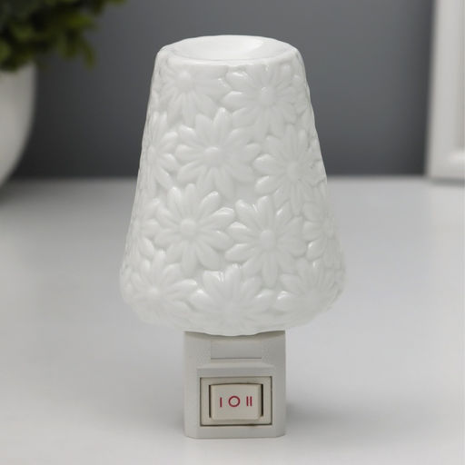 Светильник «Цветы» 1×7 Вт Е11 белый 7×7×12 см