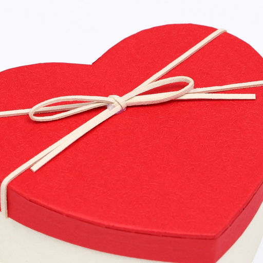 Набор подарочных коробок сердце 3 в 1, белый - красный, 21?19?9 - 15.5?14?6 см