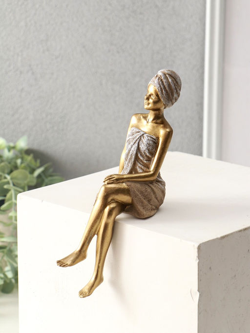 Цена за 2 шт. Сувенир полистоун "Девушка в банном полотенце" 7,5х9х19,5 см