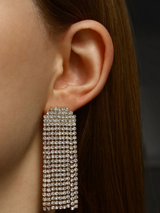 Серьги висячие со стразами Водопад мягкий квадрат, белые в золоте - Qf фото 3