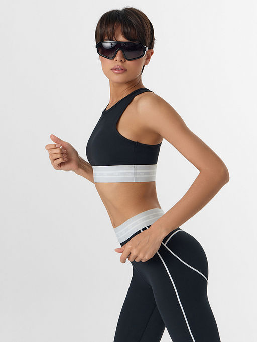 Топ женский спортивный черный