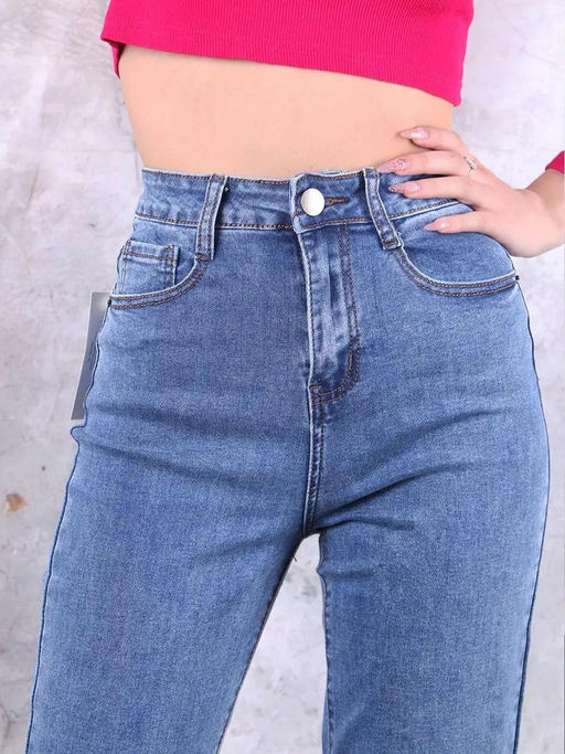 Джинсы укороченные мом бананы