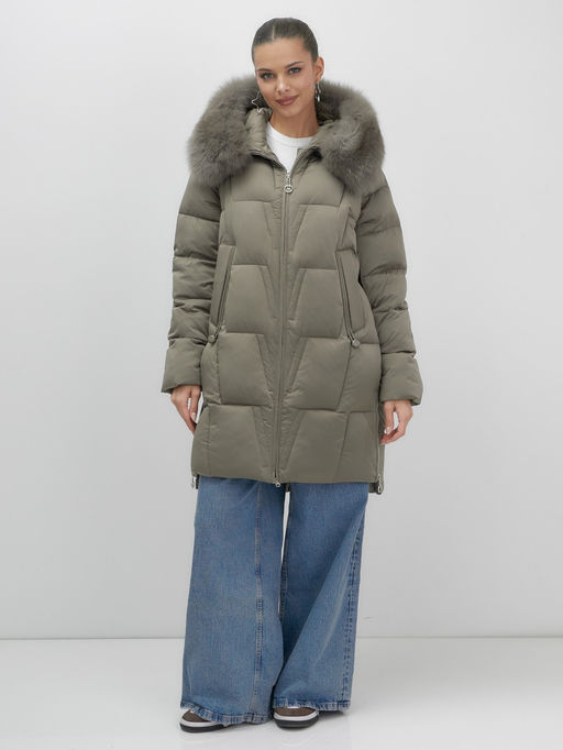 Пальто зимнее утепленное с мехом и капюшоном тренд коричневого цвета 7630K - Visdeer фото 13