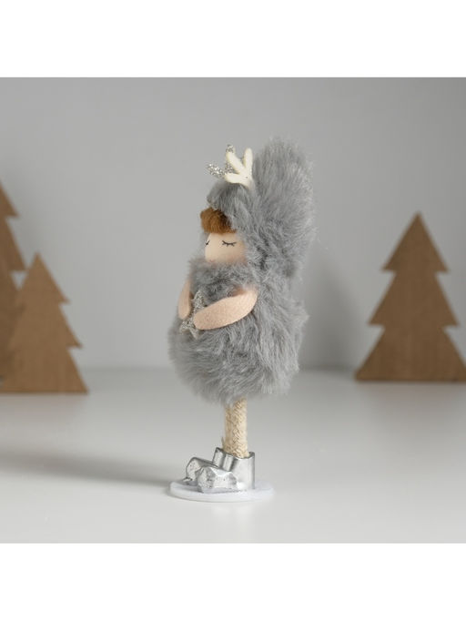 Интерьерная кукла текстильная Малышка в серой мохнатой шубке в шапке с рожками, 5.6?6?14 см - Simaland фото 3