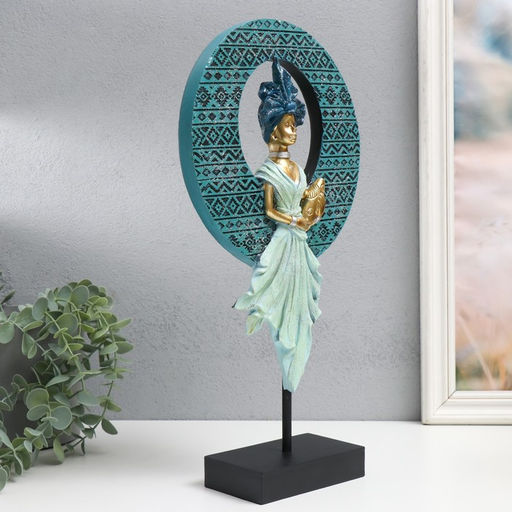 Фигурка полистоун «Девушка в африканском головном уборе», сине-голубой, 21×7.5×38.5 см