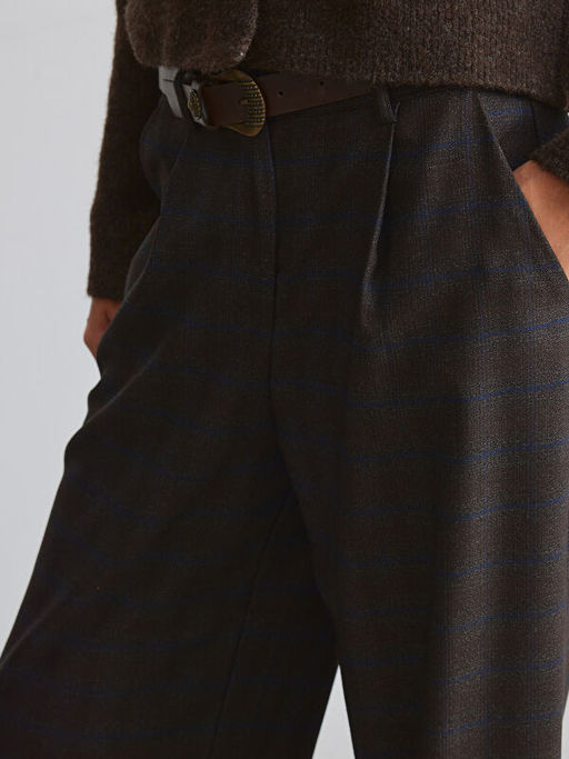 Standart Fit Ekose Kad?n Pileli Pantolon