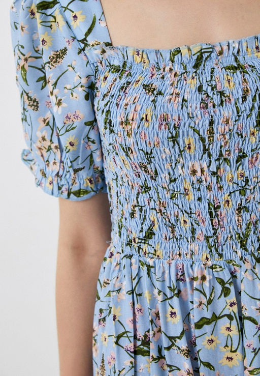 Нежно-голубое платье с цветочным принтом - Incity фото 6