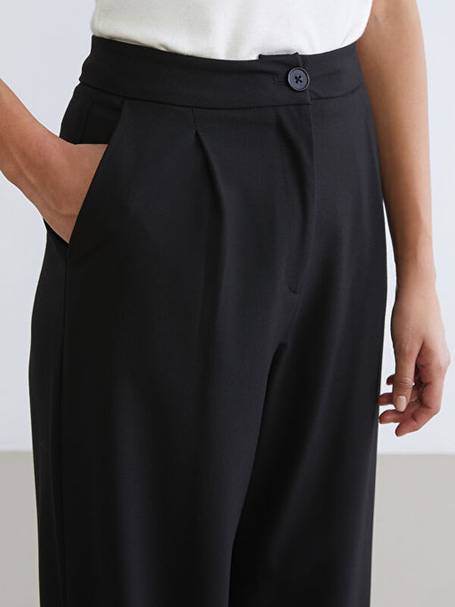 Loose Fit Geni? Pa?a Kad?n Pileli Pantolon