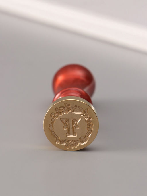 Печать для сургуча с пластиковой ручкой «Венок с буквой T», 2.5×2.5×6.3 см