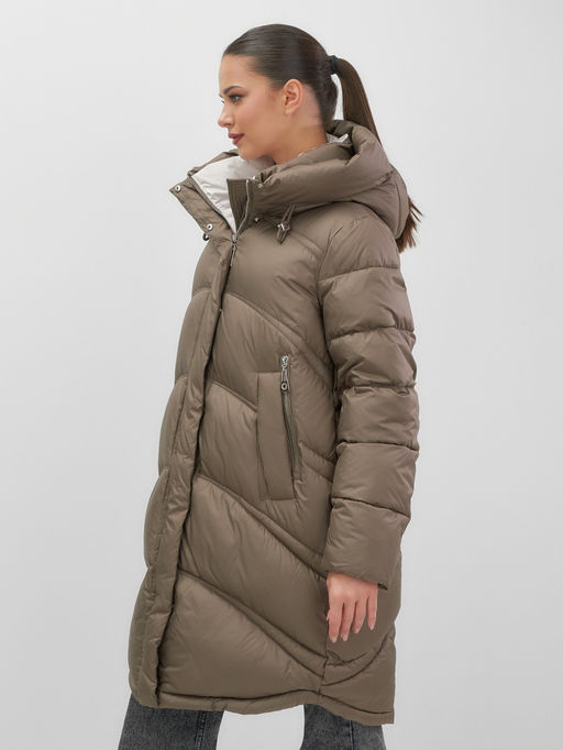 Пальто зимнее утепленное с капюшоном женское коричневого цвета 7747K - Visdeer фото 7