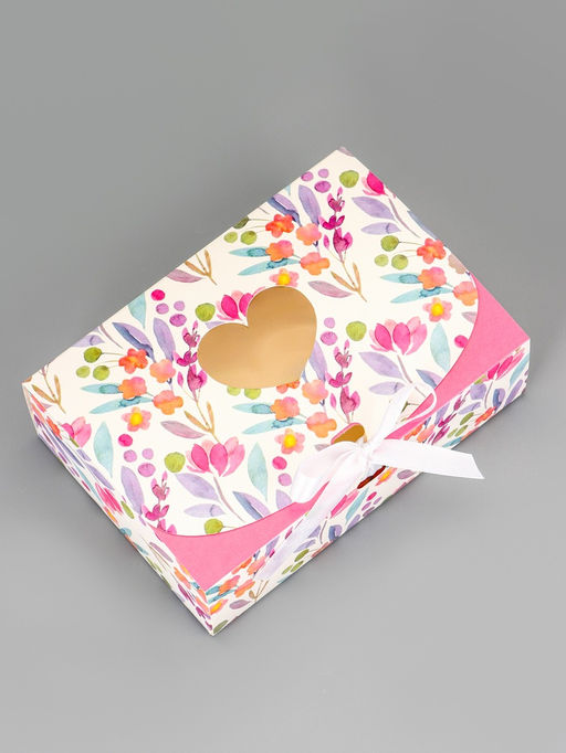 Цена за 5 шт. Подарочная коробка сборная с окном Розовые цветы, 16.5?11, 5?5 см