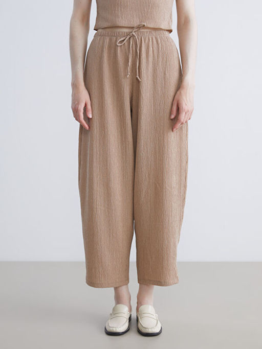 Beli Lastikli Dokulu Kad?n Pantolon