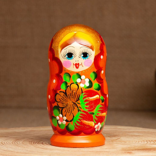 Матрёшка дерево «Земляничка», оранжевое платье, 3 кукольная, 10-12 см