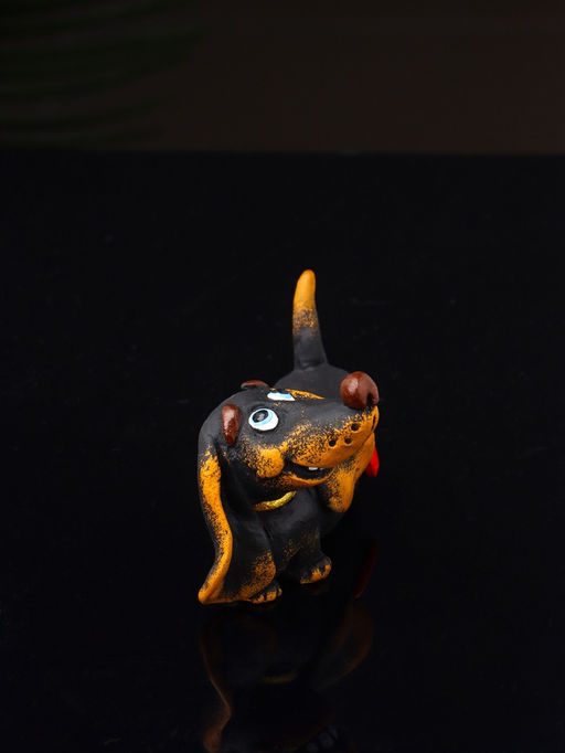 Фигурка полистоун «Такса счастливая», 4.5×9×4.3 см