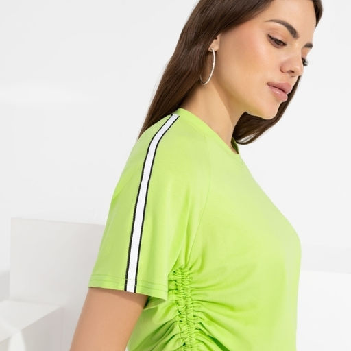 Футболка с регулируемой драпировкой Бросаю вызов - Charutti фото 3