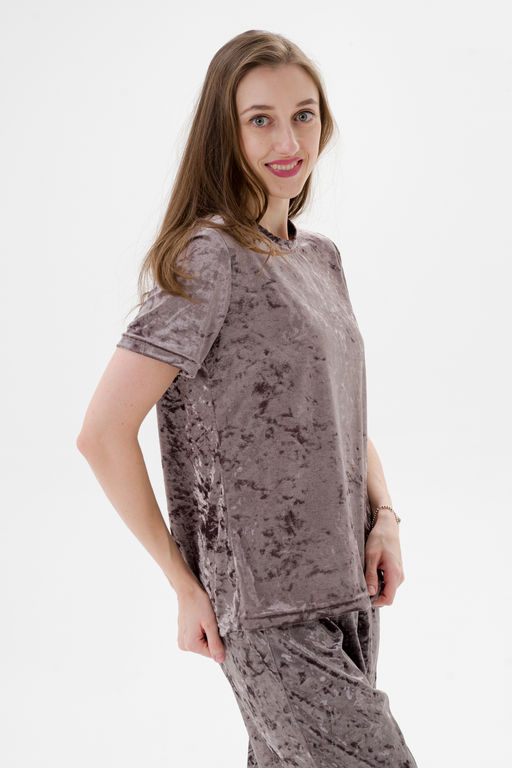 Костюм женский из футболки и брюк из велюра Леопард пурпурно-серый