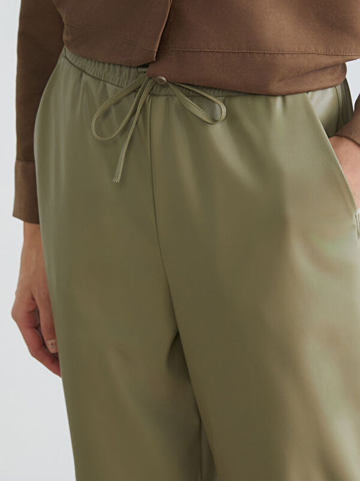 Havu? Kesim Kad?n Deri G?r?n?ml? Pantolon