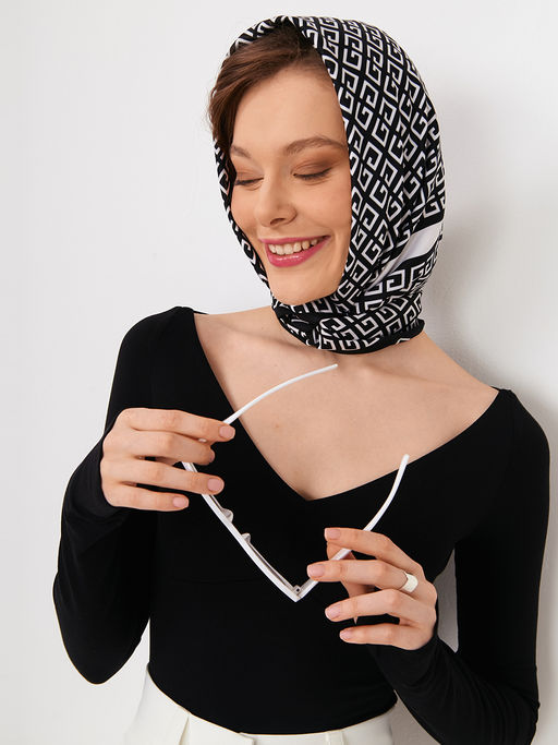 Большой, мягкий, тонкий и очень нежный двусторонний платок с рисунком. - Tantino фото 4