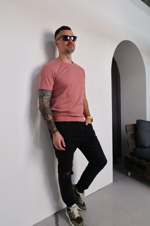 Стильная футболка 60% хлопок RELAY SPORT