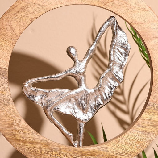 Сувенир интерьерный в деревянном кольце «Танцовщица», 30×8×33 см