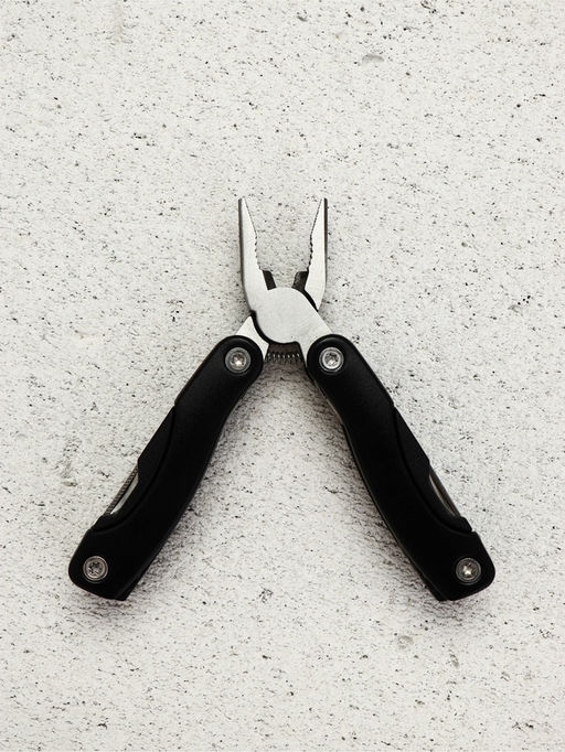 Подарочный набор «Крутому», гель для душа 250 мл и мультитул, Чистое счастье