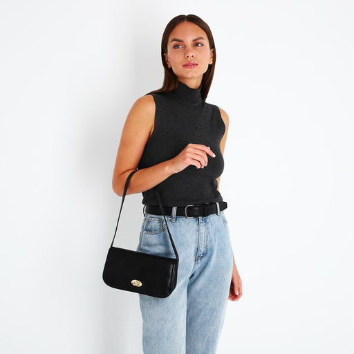 Сумка женская мессенджер на клапане, 23×6.5×12 см, чёрная