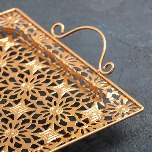 Поднос сервировочный «Золотые цветы», 50×29×6 см, металл, золотистый