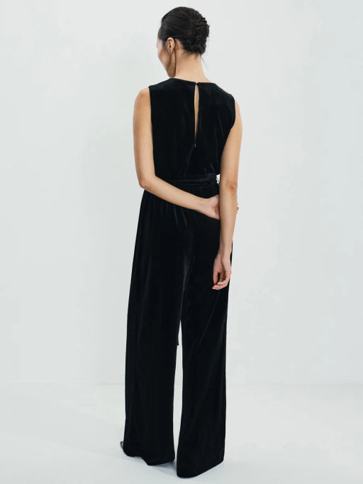 Комбинезон из бархата / Zarina