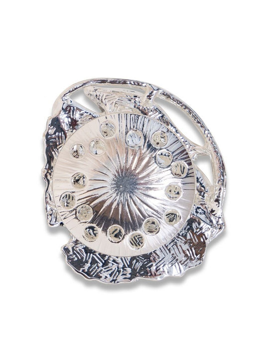 Брошь на магните абстрактной формы металлическая - Модные истории фото 4