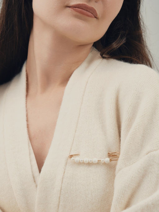 Булавка Жемчужная дорожка, 7.3 см, белая в золоте