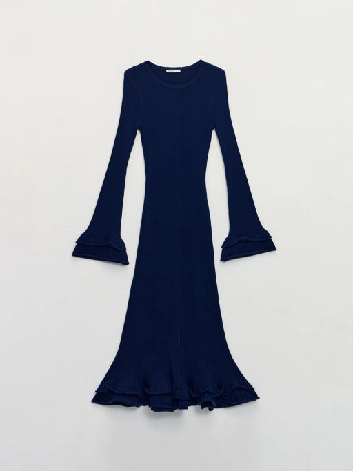 Трикотажное платье приталенного силуэта / Zarina