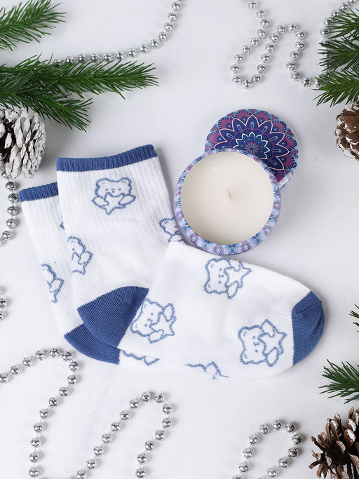 Подарочный набор Аромасвеча+ 1 пара носков / новогодний