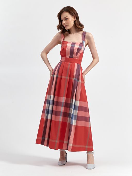 Сарафан с открытой спиной