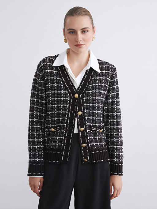 V Yaka Ekose Kad?n H?rka