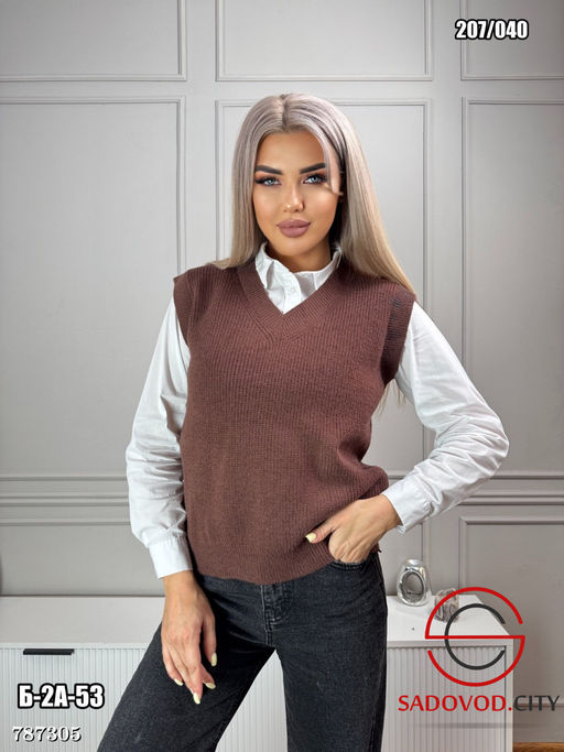 Женская жилетка вязаная