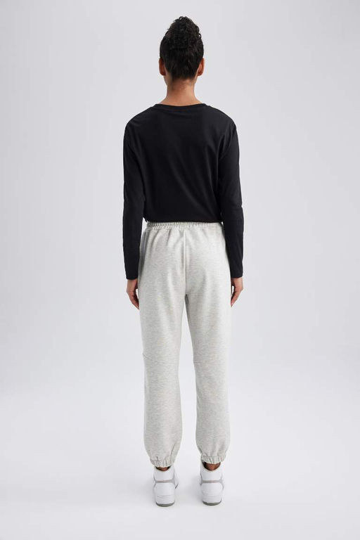 Длинные спортивные штаны стандартного кроя DeFactoFit с карманами фото 6