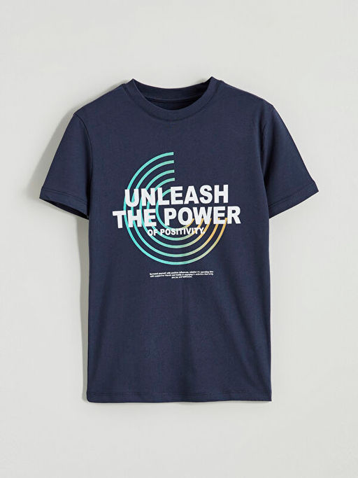 Bask?l? Erkek ?ocuk Ti??rt